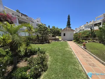 2 bedroom Apartment for Sale in Marbella-13669