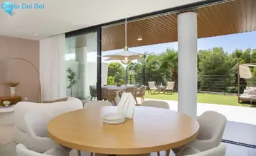 2 - 3 bedroom Apartment for Sale in Fuengirola-4686