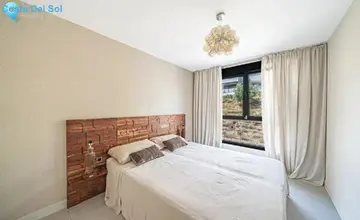 3 bedroom Apartment for Sale in Estepona-4799