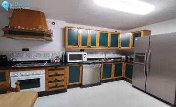 3 bedroom Apartment for Sale in Málaga Este-5015