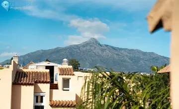 4 bedroom House for Sale in Nueva Andalucía-5095