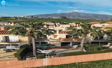 4 bedroom House for Sale in Nueva Andalucía-5096