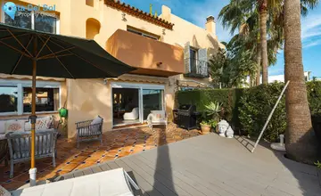 4 bedroom House for Sale in Nueva Andalucía-5098