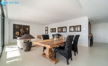 2 bedroom Apartment for Sale in Fuengirola-5250