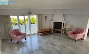 4 bedroom House for Sale in Nerja-5336