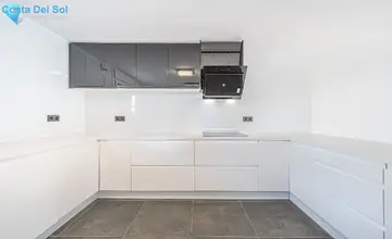 3 bedroom House for Sale in Nueva Andalucía-5449