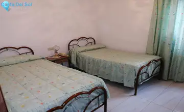 5 bedroom House for Sale in Alhaurín el Grande-5473