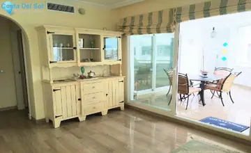 2 bedroom Apartment for Sale in Benalmadena-5592