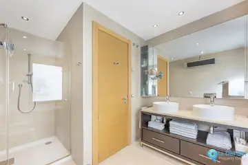3 bedroom Apartment for Sale in Marbella-12051