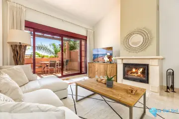 3 bedroom Apartment for Sale in La Mairena-84272