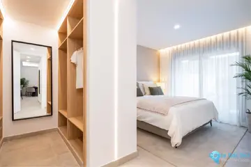 2 bedroom Apartment for Sale in Fuengirola-12250