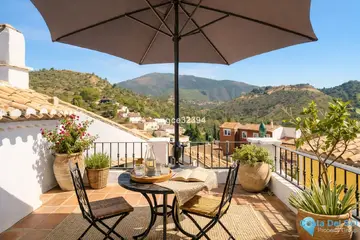 4 bedroom House for Sale in Benahavís-12273