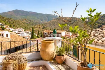 4 bedroom House for Sale in Benahavís-12274