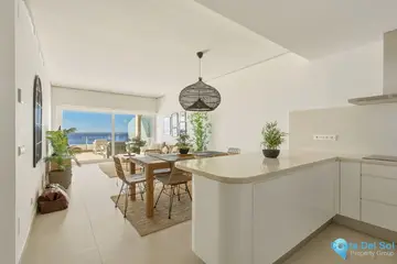 2 bedroom Apartment for Sale in Benalmadena Costa-12485