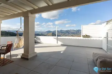 3 bedroom House for Sale in La Mairena-13825