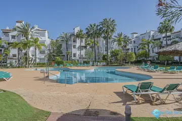 3 bedroom Apartment for Sale in Costalita