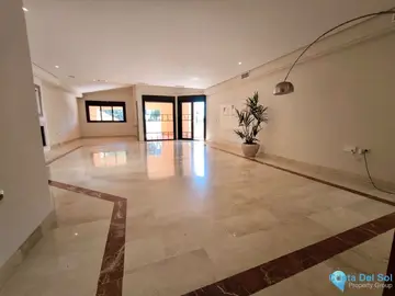 2 bedroom Apartment for Sale in Puerto Banús-12869