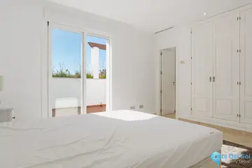 4 bedroom Apartment for Sale in Nueva Andalucía-17920