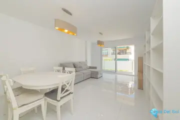 3 bedroom Apartment for Sale in Marbella-18049
