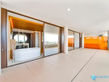 2 bedroom Apartment for Sale in Fuengirola-18086