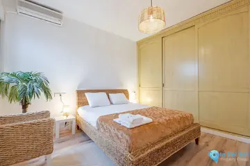 4 bedroom Apartment for Sale in Málaga Centro-13884