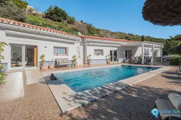 5 bedroom House for Sale in Arenas-18258