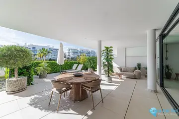2 bedroom Apartment for Sale in Higueron-18275