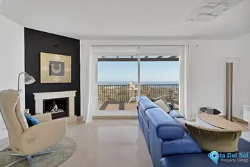 2 bedroom Apartment for Sale in Calahonda-18295