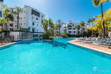 3 bedroom Apartment for Sale in Elviria