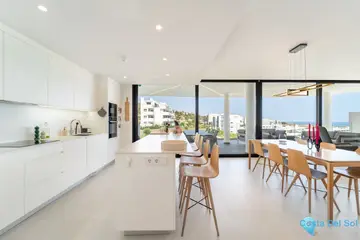 3 bedroom Apartment for Sale in Fuengirola-18468