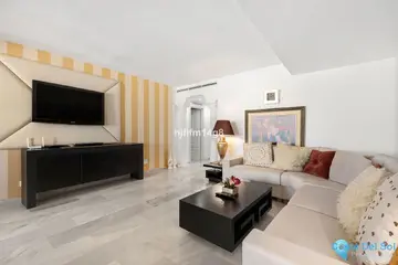 2 bedroom Apartment for Sale in Puerto Banús-18557