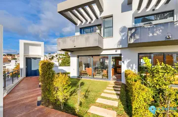 3 bedroom House for Sale in Torreblanca