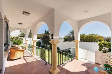 4 bedroom House for Sale in La Campana-18720