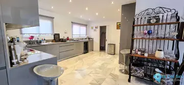 5 bedroom House for Sale in La Duquesa-84932