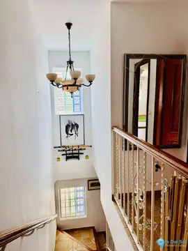6 bedroom House for Sale in Alhaurín de la Torre-18945