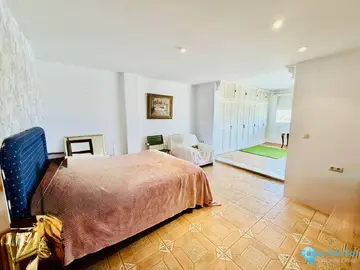 6 bedroom House for Sale in Alhaurín de la Torre-18947