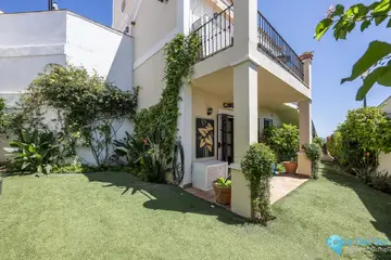 4 bedroom House for Sale in Benahavís
