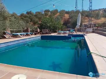 4 bedroom House for Sale in Riogordo