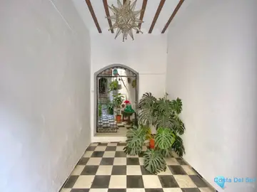 6 bedroom Apartment for Sale in Marbella-19222