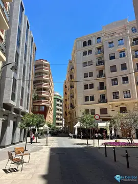 3 bedroom Apartment for Sale in Ensanche Centro-14014
