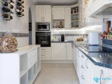 3 bedroom House for Sale in Marbella-19915