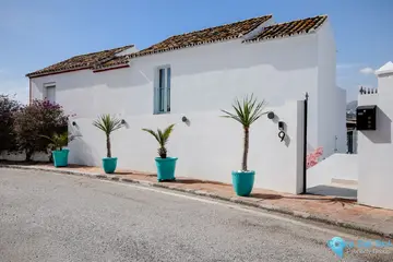3 bedroom House for Sale in Guadalmina Alta
