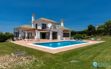 6 bedroom House for Sale in Arcos de la Frontera