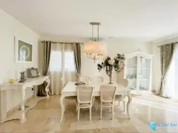 5 bedroom House for Sale in San Roque-20284