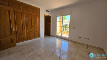 4 bedroom House for Sale in La Cala de Mijas-14124
