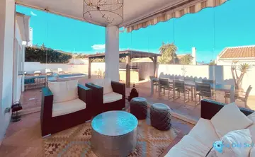 4 bedroom House for Sale in La Duquesa-20496