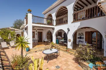 5 bedroom House for Sale in Cómpeta-21298