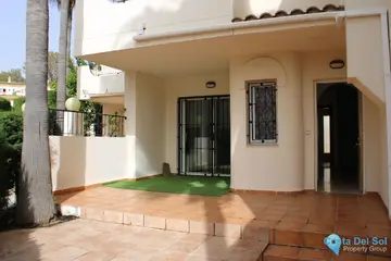 3 bedroom House for Sale in Marbella-21338