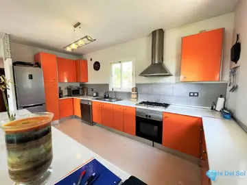 3 bedroom House for Sale in Estepona-21392