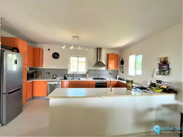 3 bedroom House for Sale in Estepona-21391